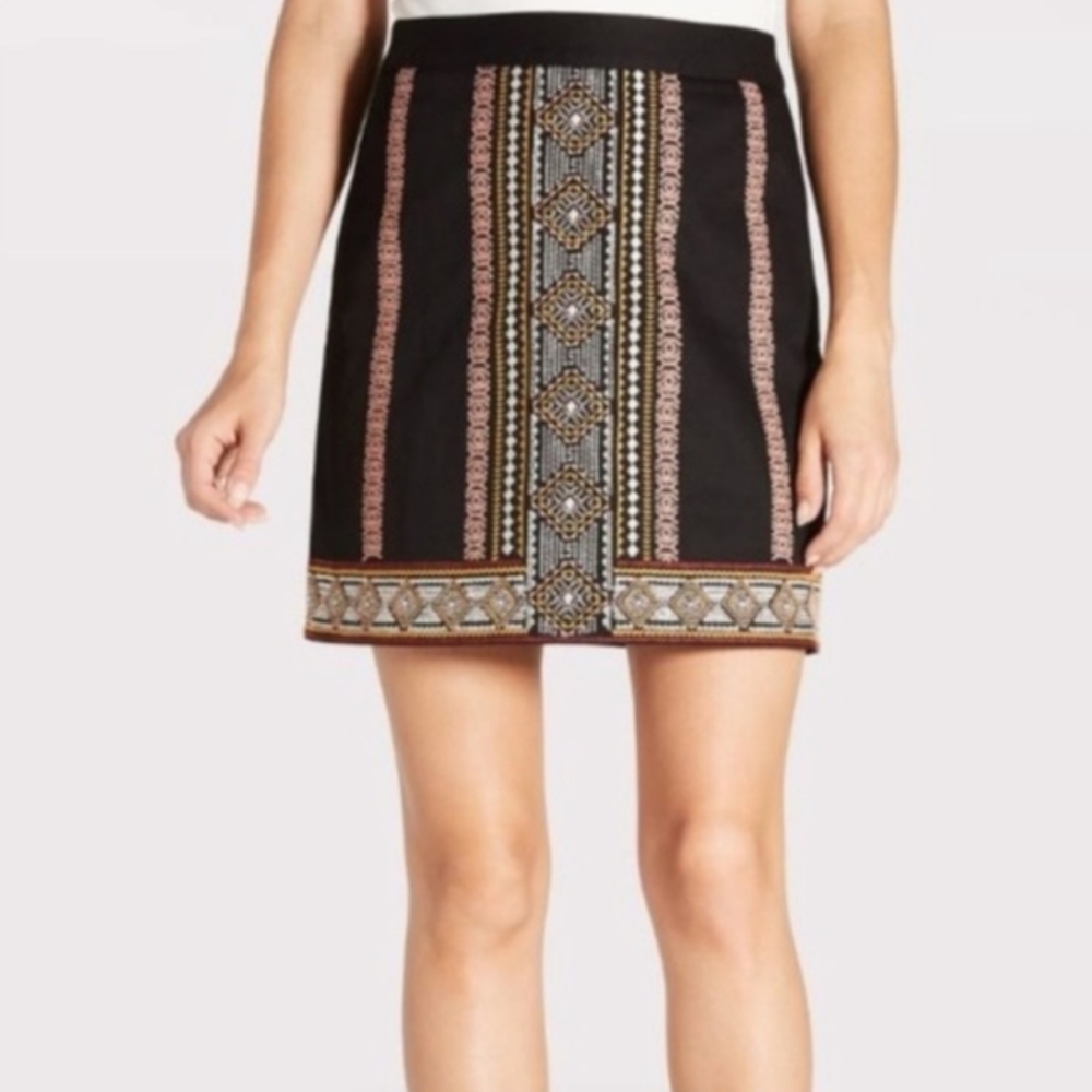 🍃Evereve Braeve Black Jean Embroidered Mini Skirt